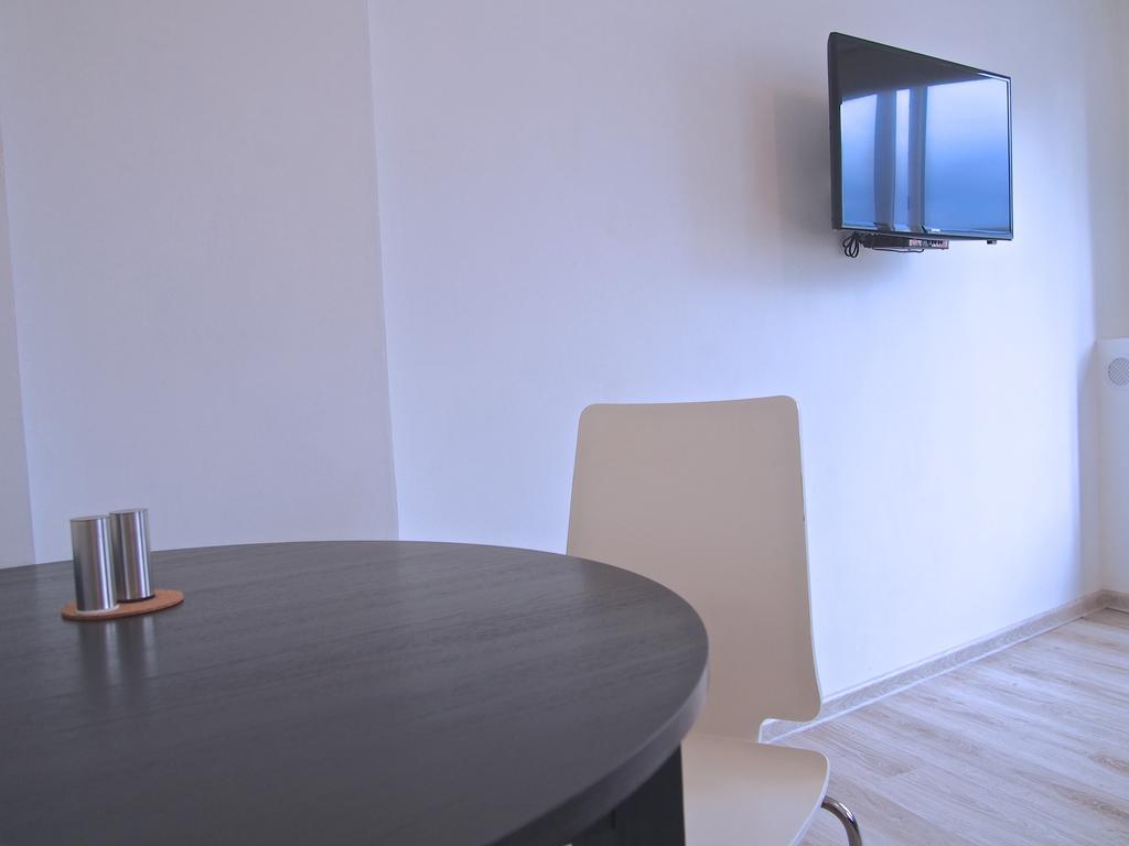 Royal Way Snug - Old Town Apartment Варшава Екстериор снимка