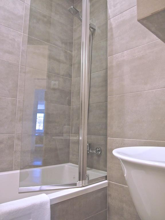 Royal Way Snug - Old Town Apartment Варшава Екстериор снимка