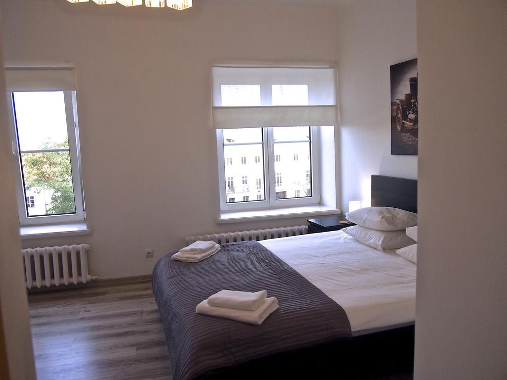 Royal Way Snug - Old Town Apartment Варшава Екстериор снимка