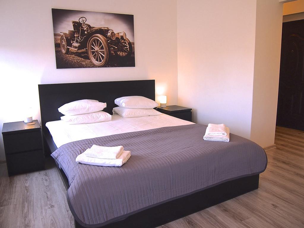 Royal Way Snug - Old Town Apartment Варшава Екстериор снимка